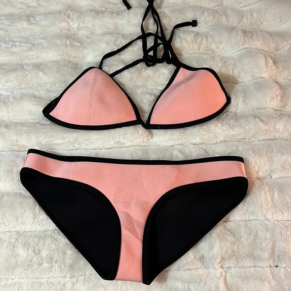 Pink Triangl bikini